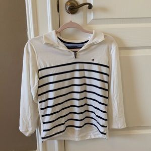 Tommy sweater